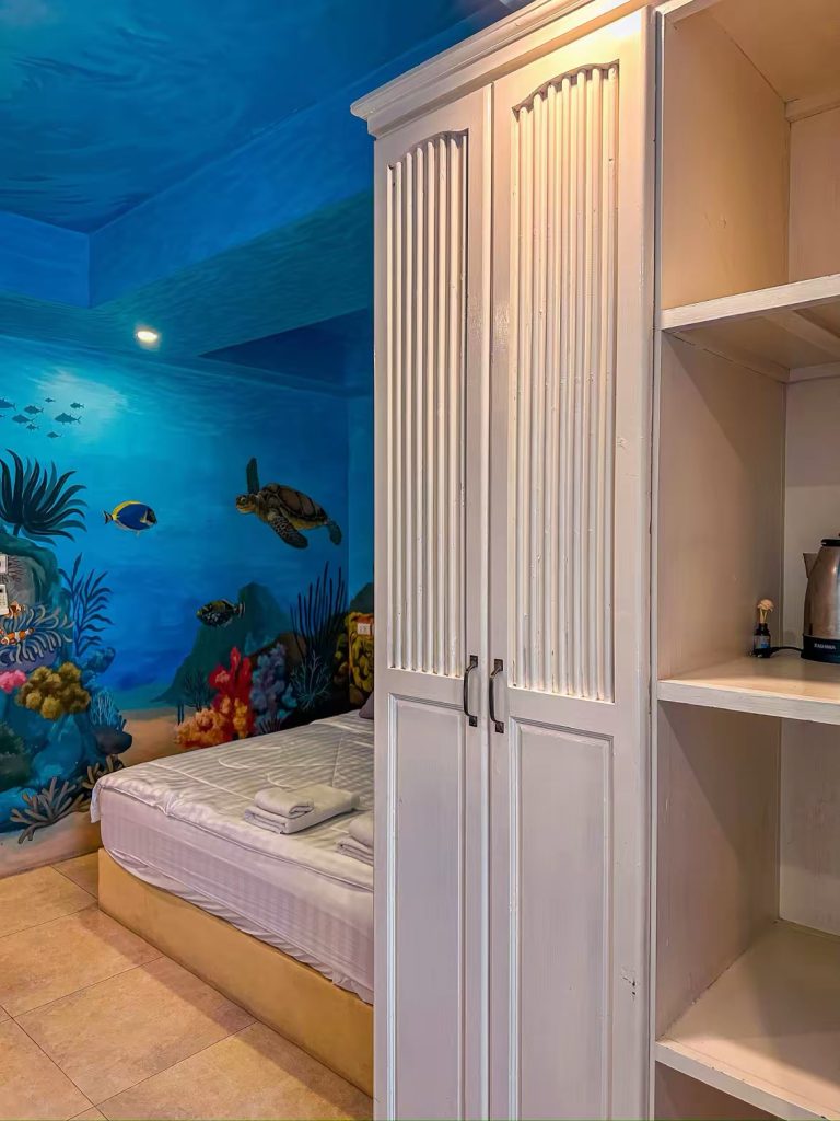 0a87c629-1856-45b9-aeaa-959477636987