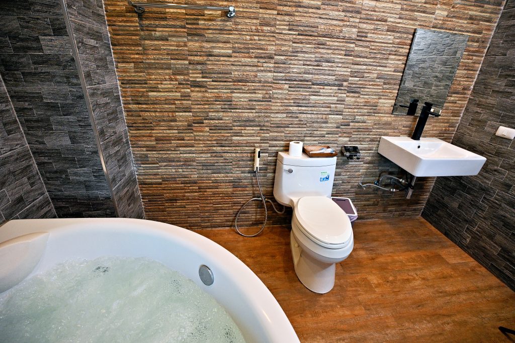 6847930e-87a3-463b-baf4-6e05bf70560e